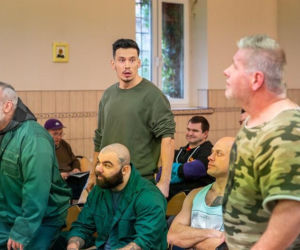 Pierwsza miłość, odcinek 4171: Krasny staje na czele buntu, a Ilona zostaje wzięta na zakładniczkę - ZDJĘCIA