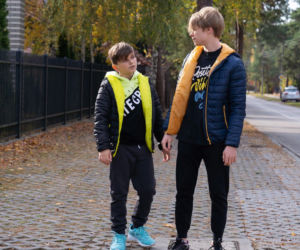 Na dobre i na złe odc. 833. Jaś (Mateusz Bożek) i Adaś (Artur Sokólski)