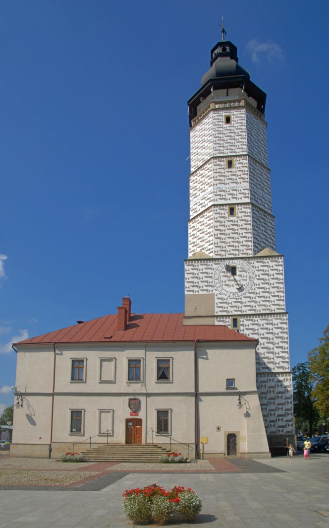 To najpiękniejsze miasto w Małopolsce. Jest porównywane do Krakowa, kiedyś było uznawane za stolicę Polski