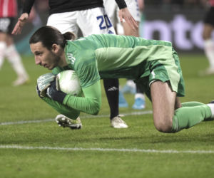 Kamil Grabara
