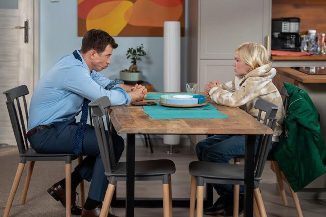 "Pierwsza miłość", odcinek 4161: Kinga porywa Polę! Janek znajduje półprzytomną Lilkę w jej mieszkaniu