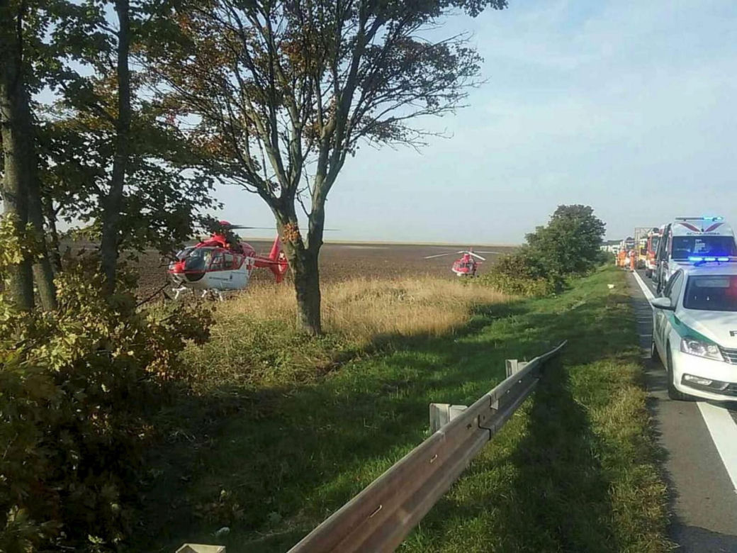Rodzina zginęła wracając z wakacji. Rozdzierający serce pogrzeb Esterki, Artura i Łucji