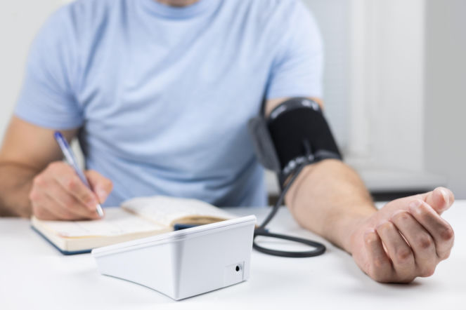 Serce wysyła sygnały, których nie słyszymy. Lekarze mówią wprost: mierz ciśnienie tętnicze