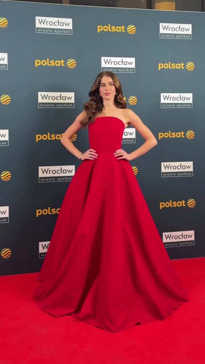 Dorota Rabczewska, Roksana Węgiel. Bitwa na cekiny