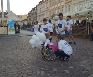 Adrian Beściak objechał Polskę na wózku [META]