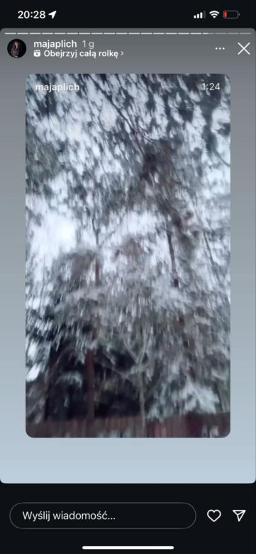 Maja Rutkowski w skąpym bikini biega po śniegu. Tak cieszy się z zimy?