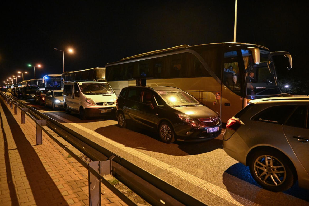 Granica z Białorusią częściowo otwarta. 270 tirów w kolejce pod Koroszczynem