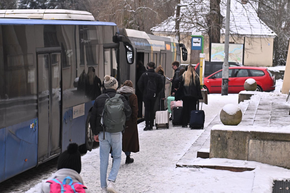 Wielka rewolucja dla pasażerów lotniska w Modlinie. To koniec koszmaru?! Jest decyzja