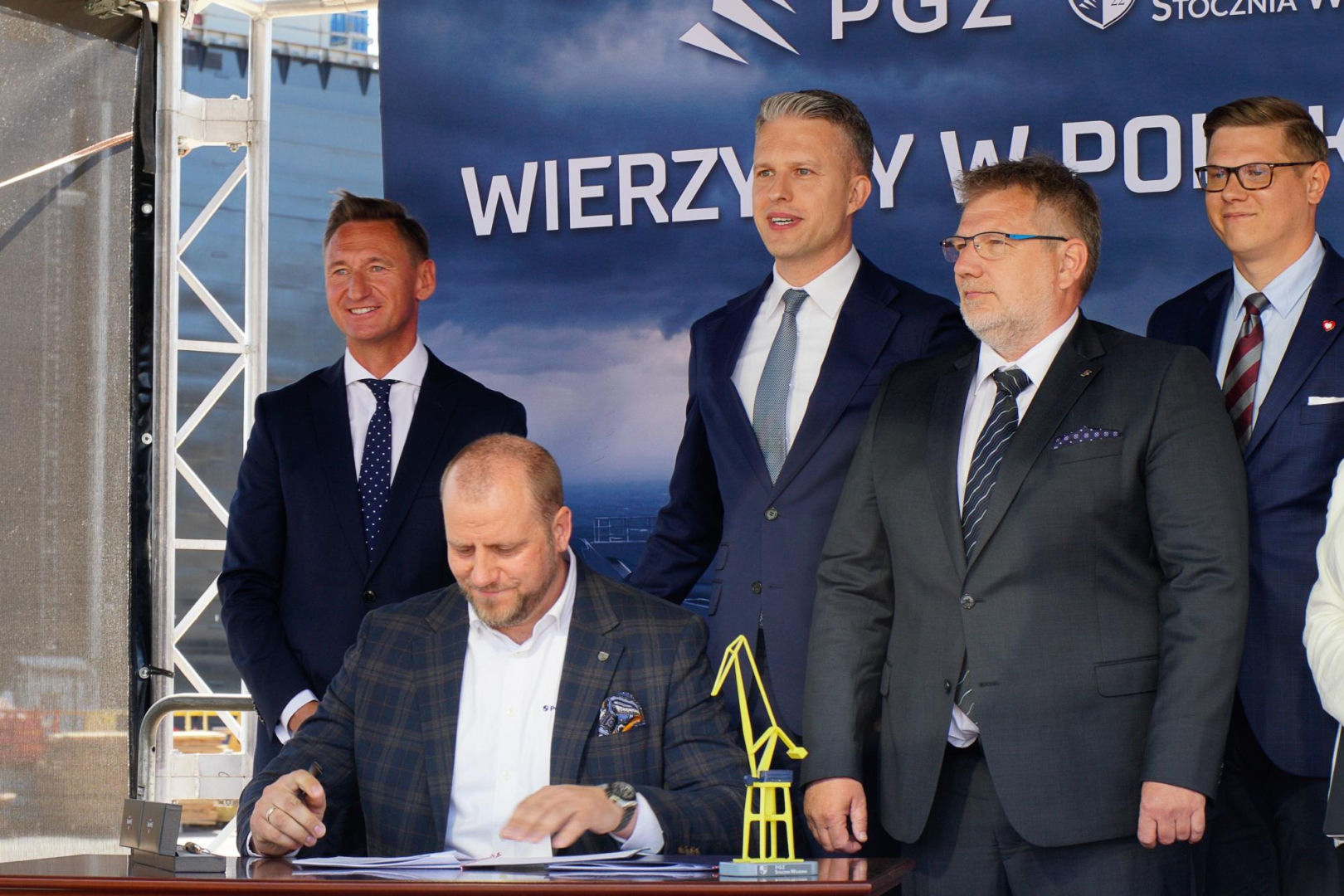 Podpisanie umowy pomiędzy PGZ Stocznią Wojenną a Szczecińską Stocznią Wulkan