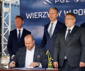 Podpisanie umowy pomiędzy PGZ Stocznią Wojenną a Szczecińską Stocznią Wulkan