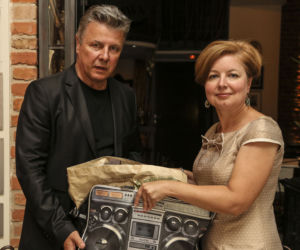 Pamiątki po Łapickim trafiły ze śmieci do teatru