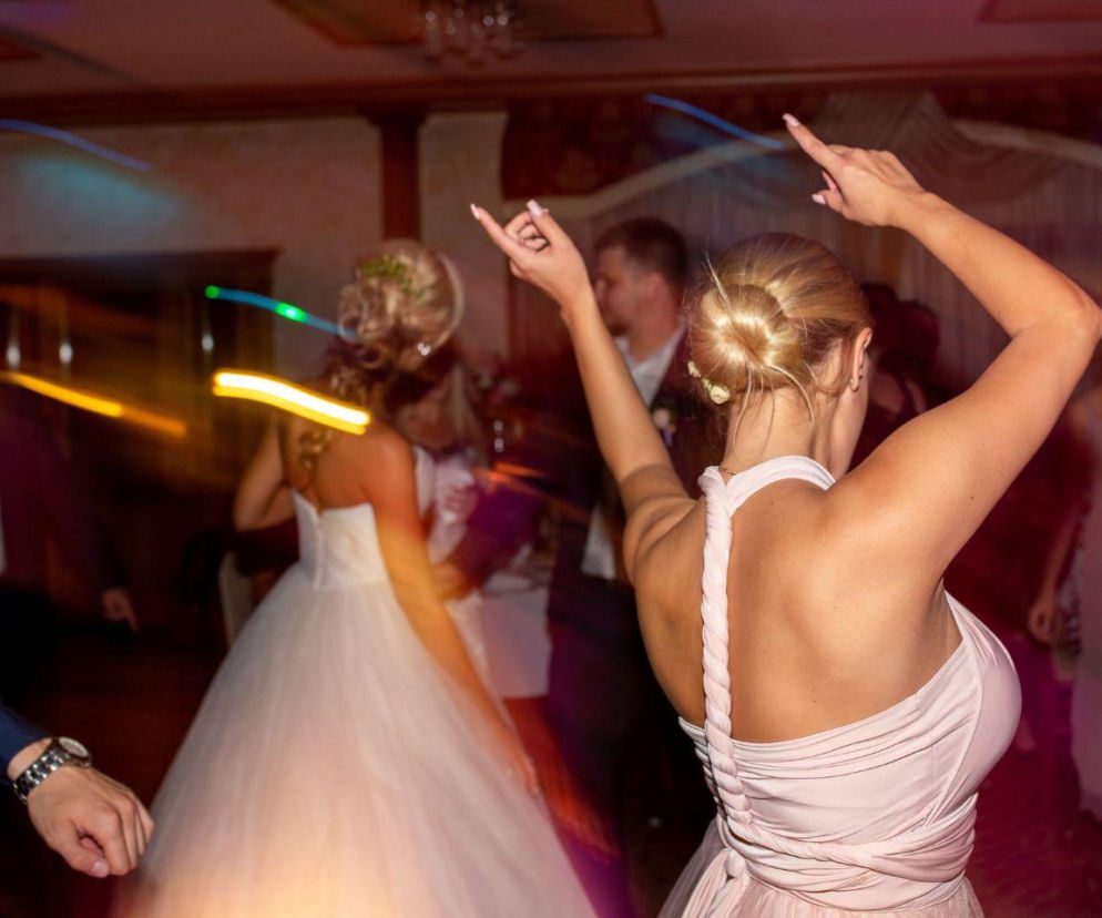 Grudzień to idealny miesiąc na ślub? Ksiądz mówi, czy to dobry pomysł 