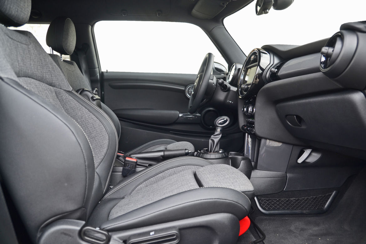 MINI Cooper z pakietem John Cooper Works