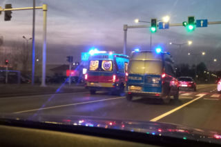 Było czerwone. Potrącenie kierującego hulajnogą w Lesznie