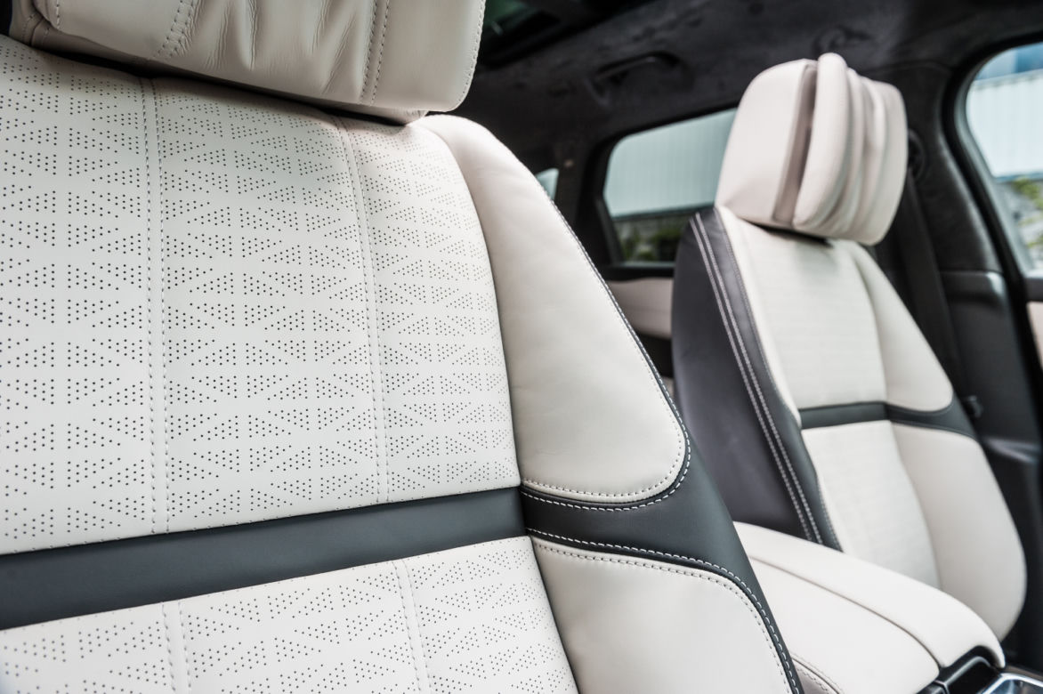 Range Rover Velar First Edition D300 HSE