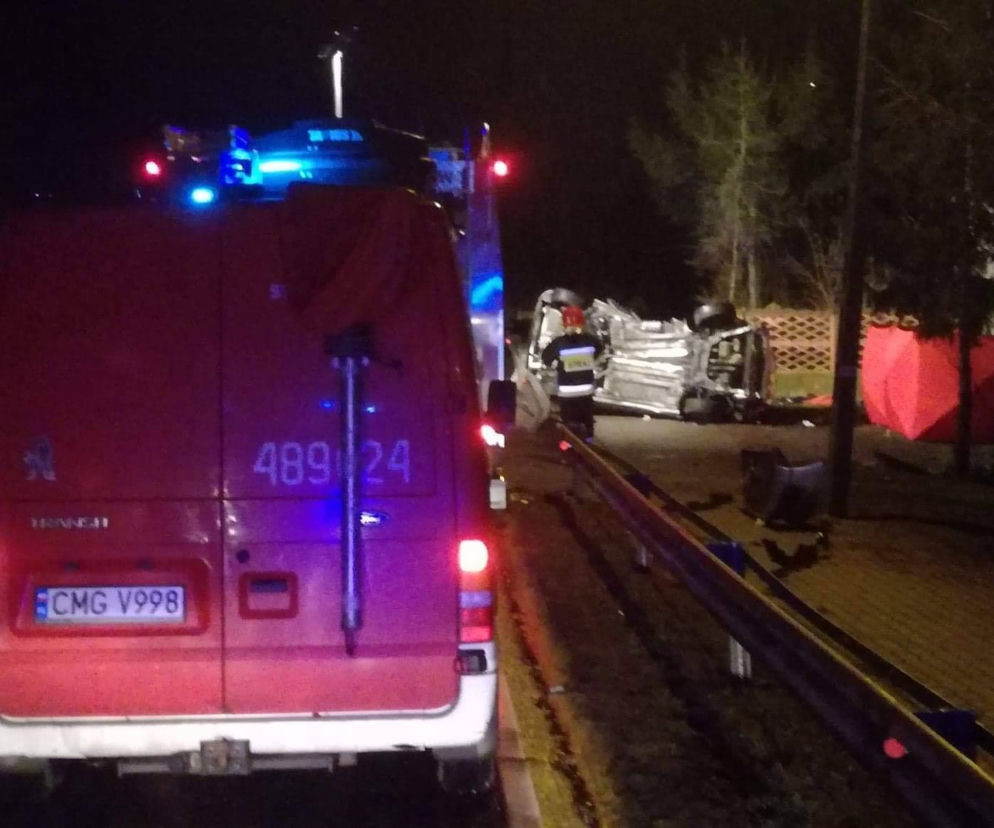 Tragedia na drodze w Kwieciszewie! Nie żyją trzy osoby! [ZDJĘCIA]