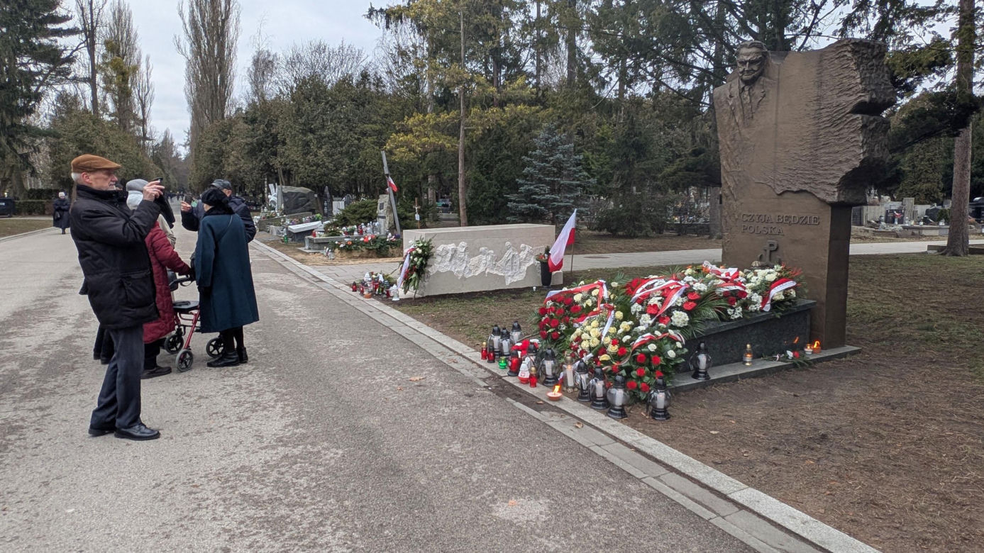 Tak wygląda grób Jana Olszewskiego 6. rocznice śmierci