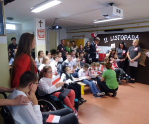 Głuchonieme dzieci zaśpiewały hymn. Wszystko dzięki nowoczesnej technologii