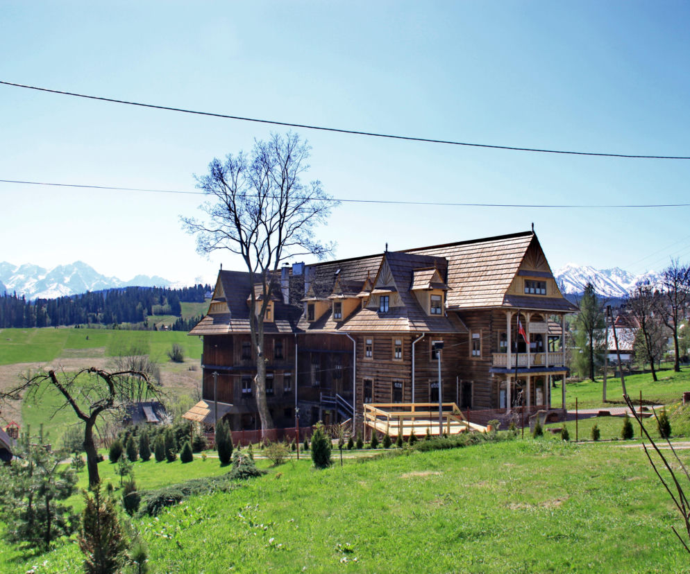 Ta wieś na Podhalu ma najdłuższą nazwę. Turyści przyjeżdżają tu cały rok dla jednej atrakcji [GALERIA]