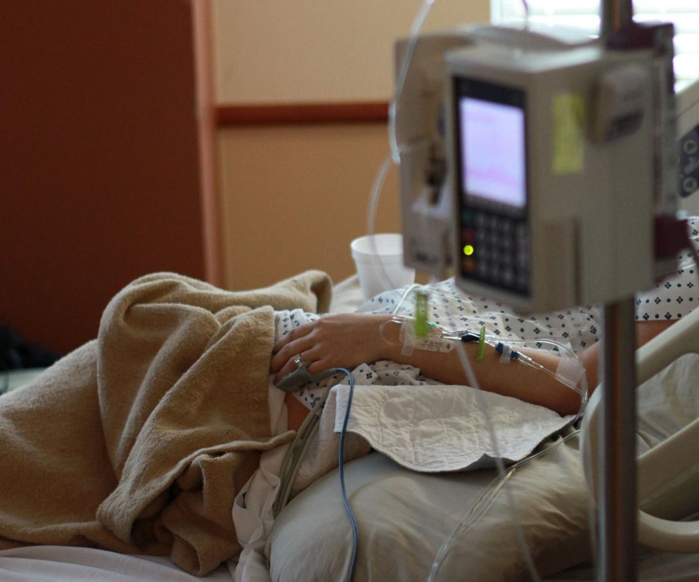 Podano jej zły gaz. Ciężarna pacjentka zmarła w warszawskim szpitalu. Są nowe ustalenia