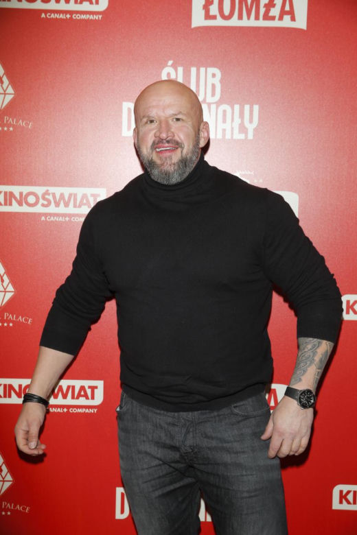 Tomasz Oświeciński filmową gwiazdą produkcji Vegi. Tak celebryta zmieniał się przez lata