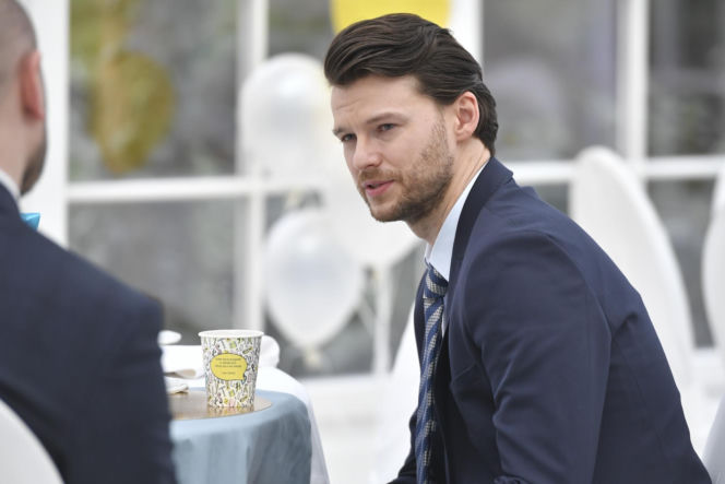 Zaczynał jako zbuntowany nastolatek w hicie kinowym. Tak dziś wygląda Mateusz Kościukiewicz