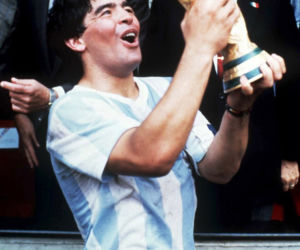 Diego Maradona nie żyje