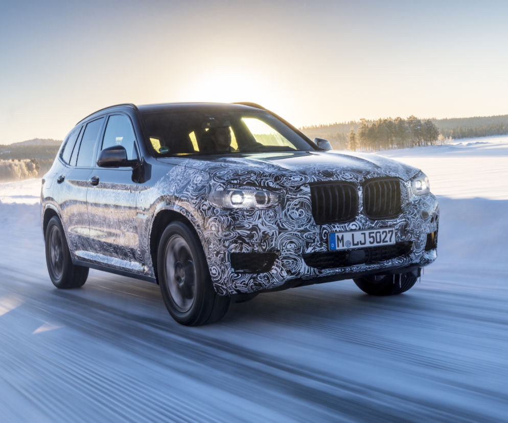 Zimowe testy BMW X3