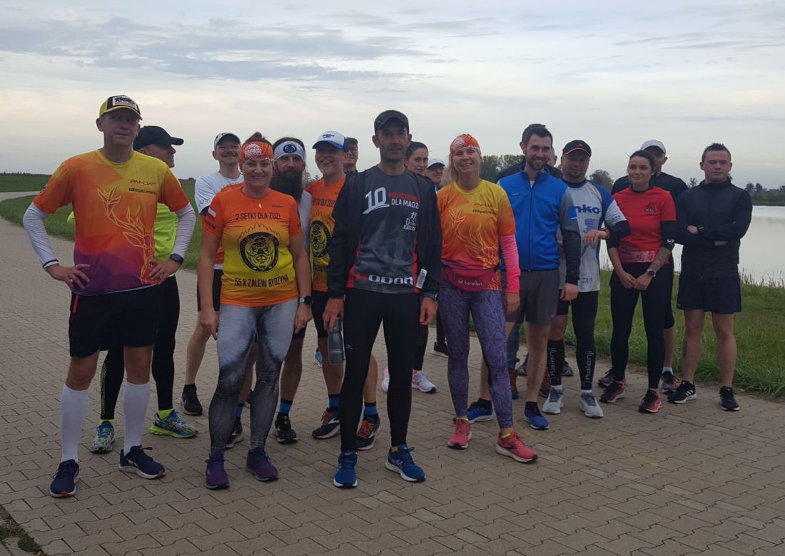 W 10 dni zrobił "10 Maratonów dla Madzi". Biegał między innymi nad zalewem w Rydzynie