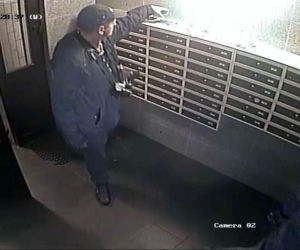 Mokotów: Tych mężczyzn szuka policja. Poznajesz ich?