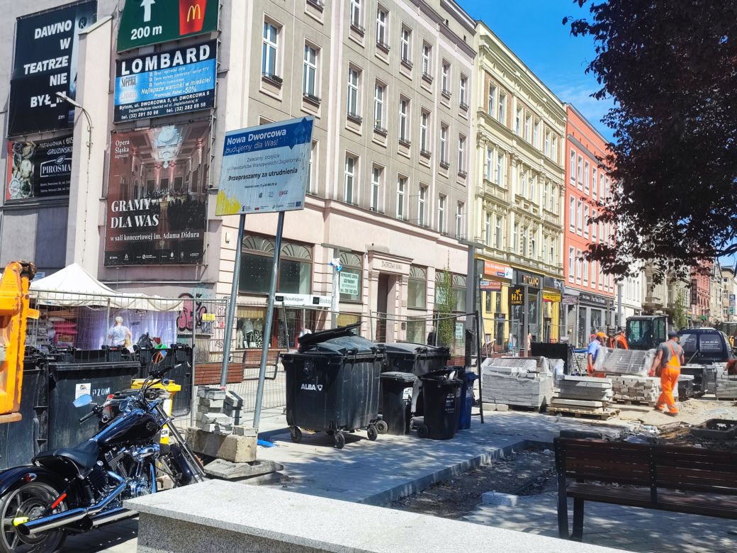 Ulica Dworcowa w Bytomiu nadal rozkopana