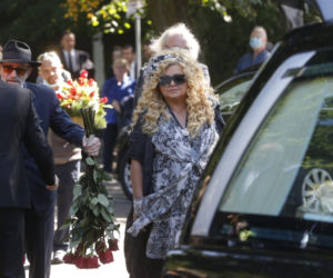 Magda Gessler na pogrzebie byłego męża