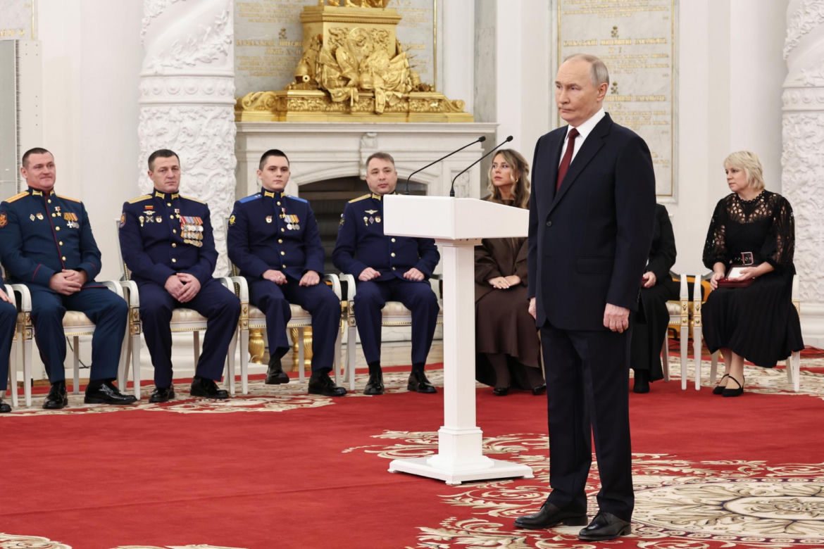 Putin ma nową tajną broń? "Potężna jak nuklearna"
