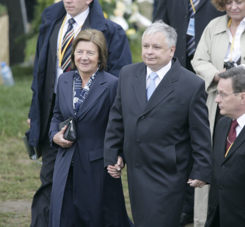 Maria i Lech Kaczyńscy brali dwa śluby! Historia ich miłości