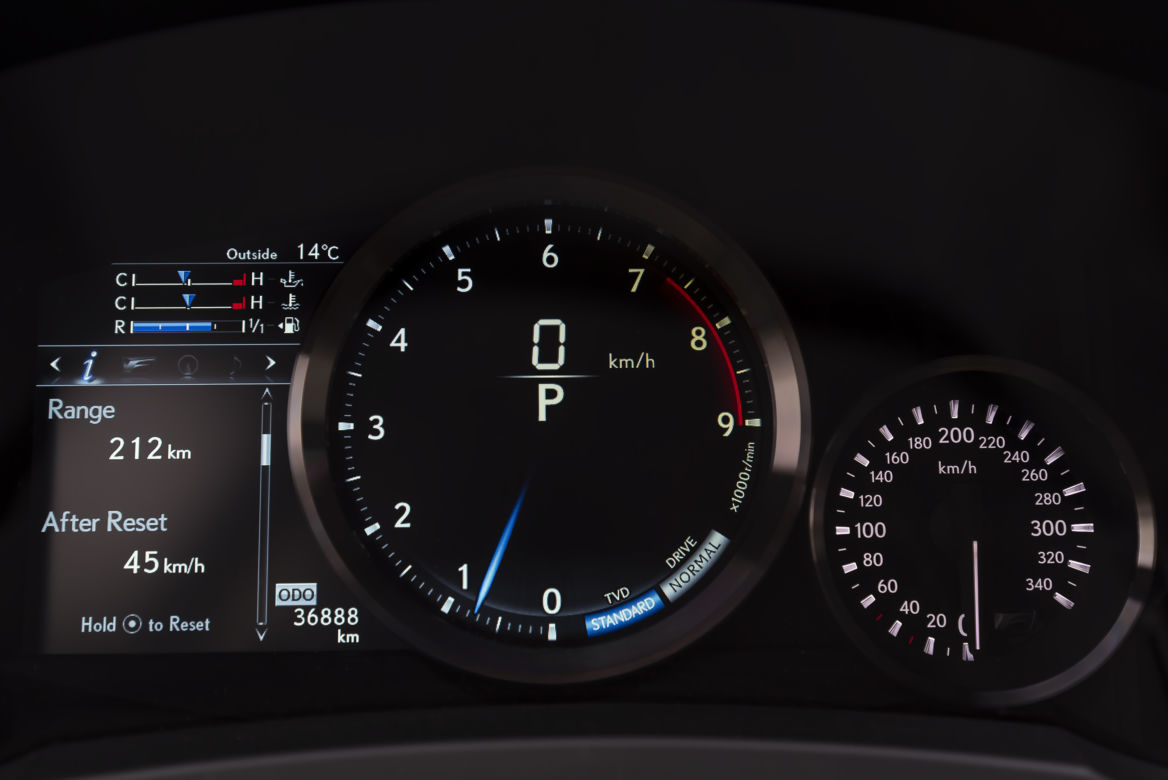 Lexus RC F Carbon 5.0 V8 464 KM 