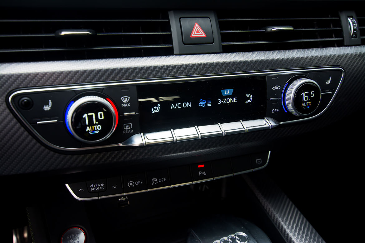 Audi RS4 Avant B9 2.9 TFSI V6 450 KM Tiptronic quattro
