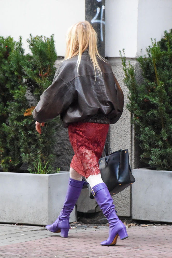 Monika Olejnik weszła w spódnicy, wyszła bez