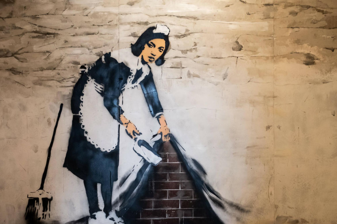 Banksy w Warszawie. Gdzie i kiedy będzie można obejrzeć prace najbardziej tajemniczego artysty? 