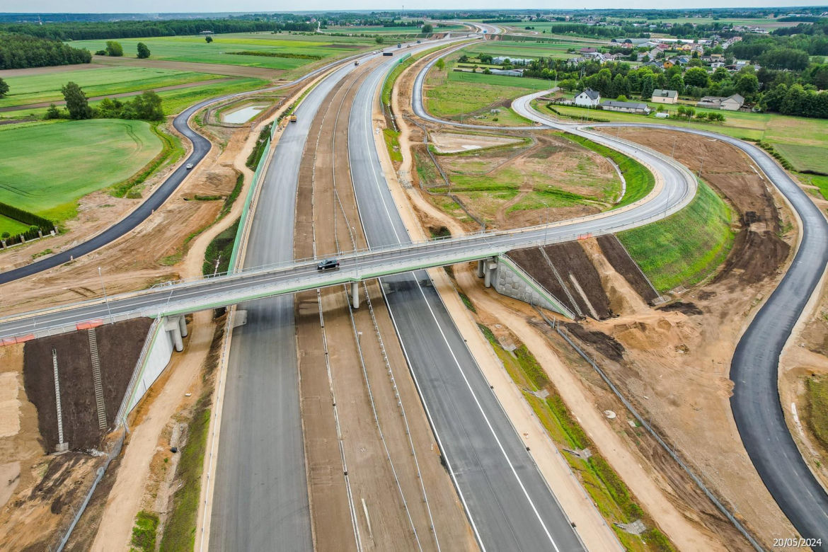 Tak wygląda plac budowy autostrady A2 od węzła Siedlce Zachód do węzła Siedlce Południe 
