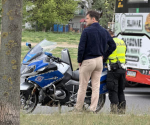 Auto wjechało w 10-latka na hulajnodze. Chłopiec w szpitalu