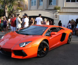 Chris Brown w Lamborghini Aventador