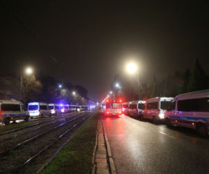 Nocne protesty pod domem Jarosława Kaczyńskiego