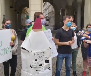 Protest przeciwko podwyżce cen biletów w MPK Wrocław