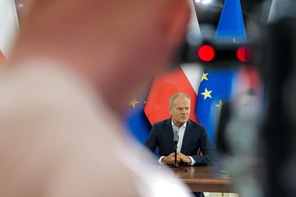 Donald Tusk na miejscu wybuchy na Lubelszczyźnie