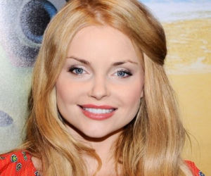 Izabella Miko