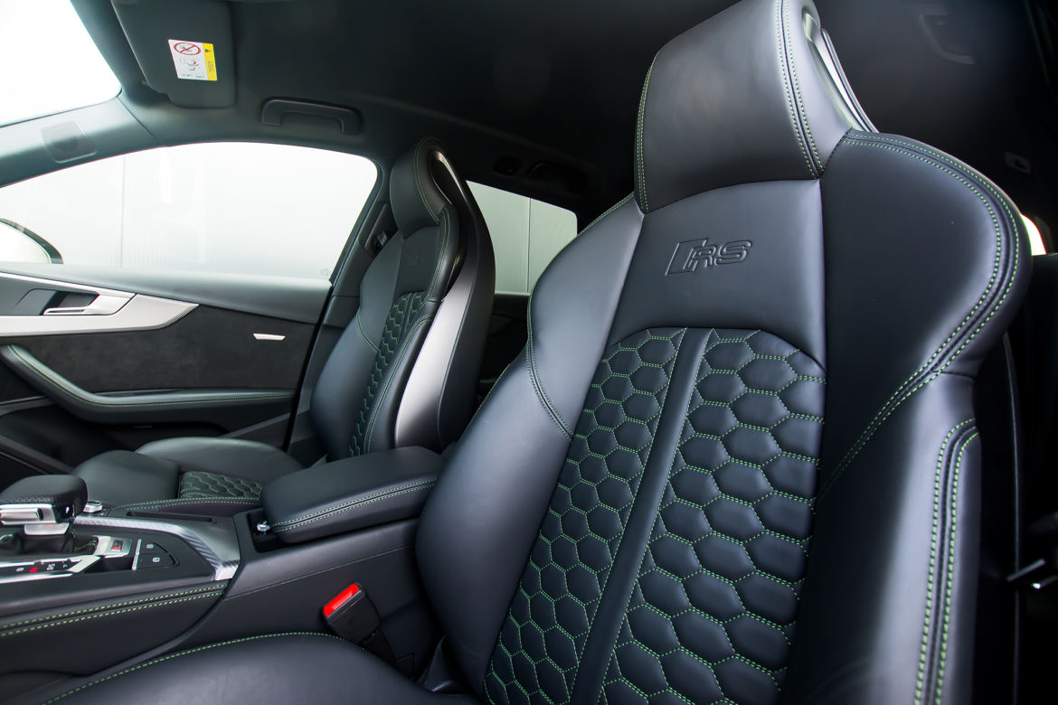 Audi RS4 Avant B9 2.9 TFSI V6 450 KM Tiptronic quattro