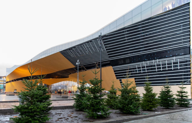 Tak wygląda biblioteka przyszłości. Roboty, 100 tysięcy książek i niezwykła architektura w sercu Europejskiej stolicy