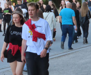 Tłumy fanów przed PGE Narodowym. Fani Taco Hemingwaya czekają na wielkie show