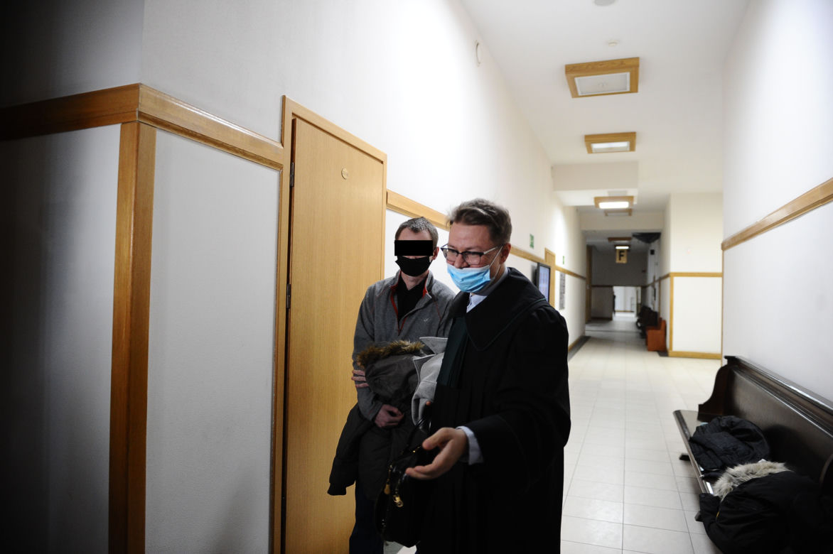 Katastrofa autobusu na moście Grota-Roweckiego. Tomasz U. stanął przed sądem. "Liczymy na sprawiedliwy proces"