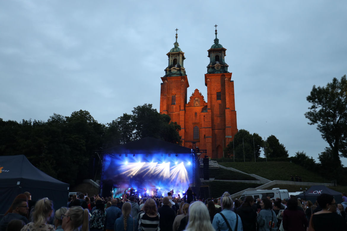 Gniezno wakacyjną stolicą muzyki! Weź udział w wielkim koncercie ESKA Music Tour i przywitaj lato w rytmie najlepszych hitów 